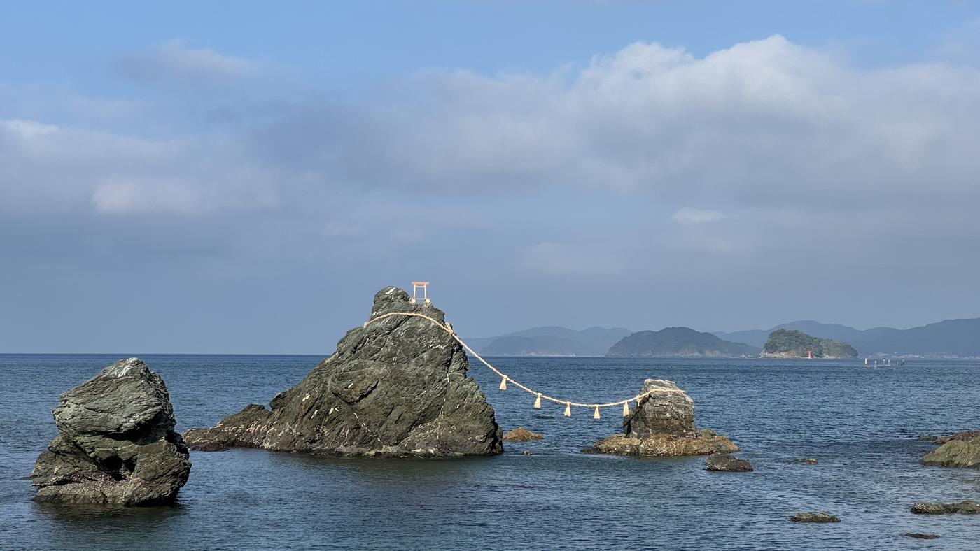 夫婦岩